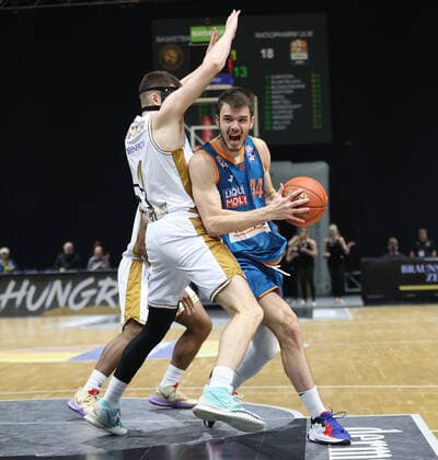David Kraemer (Basketball Loewen Braunschweig), Fedor Zugic (ratiopharm Ulm)44