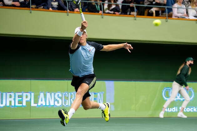 Tennis, ATP-Turnier in Stockholm, Björn Borg am Rande eines Spiels von Sohn Leo 211107 Leo Borg of Sweden in Singles round one during the Stockholm Open tennis tournament on November 7, 2021 in Stockholm. Photo: Joel Marklund BILDBYRAN kod JM JM0214 bbeng tennis stockholm open Copyright: JOELxMARKLUND BB211107JM002