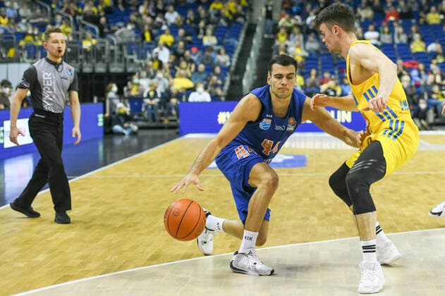 07.11.2021, xlakx, Basketball BBL, Alba Berlin - SYNTAINICS MBC emspor, v.l.Nikola Rebic (Syntainics MBC No.44),Jonas Mattisseck (Alba Berlin No.9) Berlin
