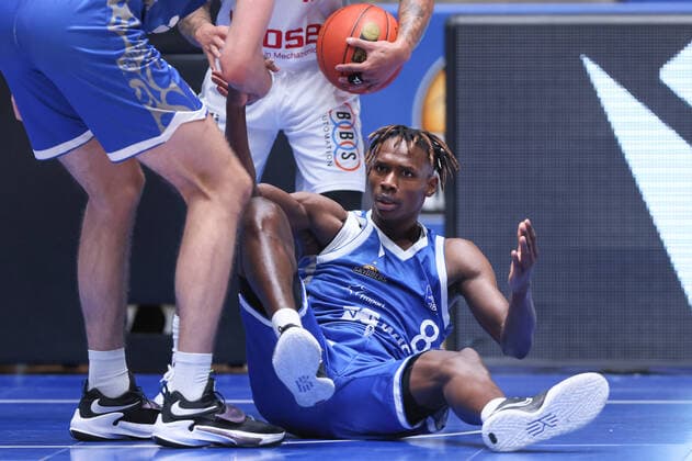 Fraport Skyliners - brose Bamberg, easyCredit-BBL Brancou Badio (Fraport Skyliners, 8). Basketball-Spiel des easyCredit BBL zwischen den Fraport Skyliners und brose Bamberg am 7. November 2021 in der Fraport-Arena in Frankfurt am Main., Frankfurt am Main Hessen Deutschland Fraport-Arena