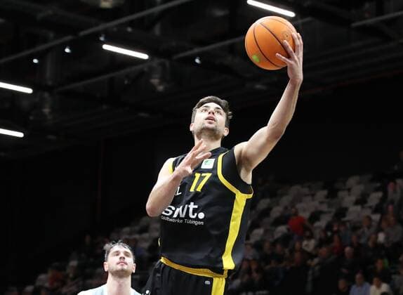 07.11.2021 - Basketball - Saison 2021 2022 - 2. Bundesliga Pro-A - 07. Spieltag: Nürnberg Falcons Basketball Club NBC - Tigers Tübingen - DaMa - Mateo Seric (17, Tigers Tübingen, Tigers Tuebingen ) - Freisteller Einzelbild