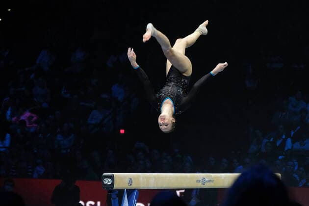 Bilder des Jahres 2021, Sport 11 November Sport Themen der Woche KW44 Sport Bilder des Tages 7.11.2021 - gymnastic - Swiss Cup Zurich - weltklasse turner - hallenstadion zurich - Team Österreich Marlies Männersdorfer Zurich Hallenstdadion Zürich Schweiz Copyright: xSergioxBrunettix