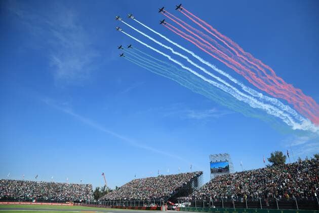 Airplanes pass over the track of the Formula One Grand Prix of Mexico that takes place at the Hermanos Rodriguez racetrack, in Mexico City, Mexico, 07 November 2021. EFE David Guzman Gonzalez Formula One Grand Prix of Mexico !ACHTUNG: NUR REDAKTIONELLE NUTZUNG!  Copyright: xDavidxGuzmanxGonzalezx AMDEP2254 20211107-c201db7296b25831d0f0cb366bf03eb96eb8c78a