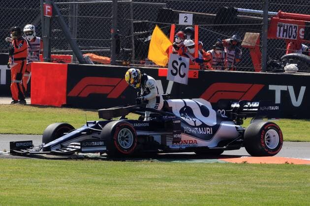Japanese Yuki Tsunoda of Alpha Tauri gets out of the vehicle today, in the Formula One Grand Prix of Mexico that takes place at the Hermanos Rodriguez racetrack, in Mexico City, Mexico, 07 November 2021. EFE Carlos Ramirez Formula One Grand Prix of Mexico !ACHTUNG: NUR REDAKTIONELLE NUTZUNG!  Copyright: xCarlosxRamirezx AMDEP2217 20211107-d0cc7fa9da7a8a360af969304aa01cad6cf0fa24
