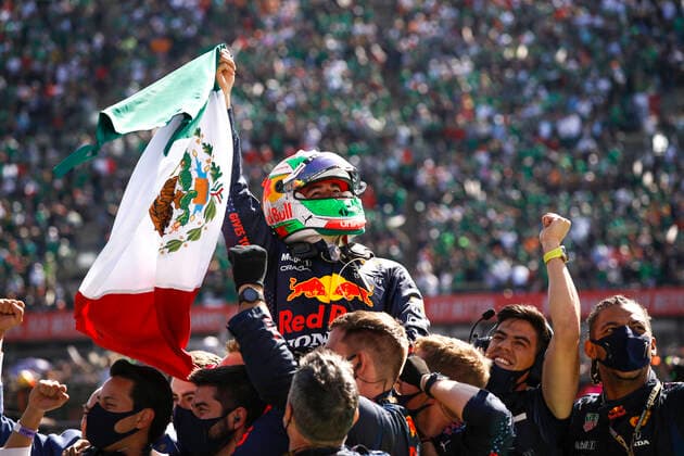 11 Sergio Perez (MEX, Red Bull Racing), F1 Grand Prix of Mexico at Autodromo Hermanos Rodriguez on November 7, 2021 in Mexico City, Mexico. (Photo by HOCH ZWEI) Mexico City Mexico