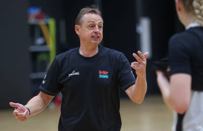 Belgian Cats head coach Valery Demory gestures during a training session of Belgian national basket team the Belgian Cats, Monday 08 November 2021 in Antwerp. The team is preparing for the FIBA Women s EuroBasket 2023 Qualifier against Germany next Sunday. VIRGINIExLEFOUR  x3133292x