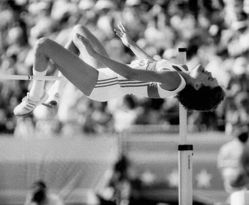 Olympische Spiele 1984 in Los Angeles. Hochsprung Frauen: Ulrike Meyfarth (BRD Gold), Aktion. 10.08.1984. *** Olympic Games 1984 in Los Angeles High Jump Women Ulrike Meyfarth BRD Gold , Action 10 08 1984 HM