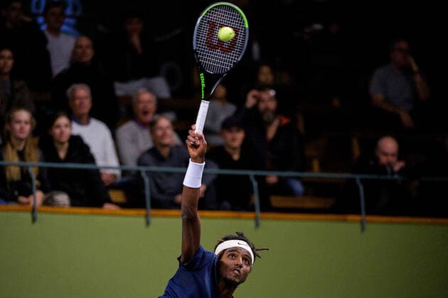 211108 Elias Ymer of Sweden competes in men s first round Singles match during Stockholm Open on November 8, 2021 in Stockholm. Photo: Emma Wallskog BILDBYRAN COP 320 EW0028 tennis stockholm open sverige bbeng Copyright: EMMAxWALLSKOG BB211108BB303