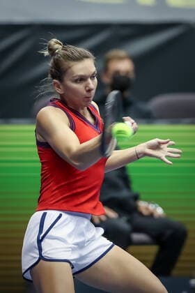TENNIS - WTA, Tennis Damen Upper Austria Ladies Linz LINZ,AUSTRIA,09.NOV.21 - TENNIS - WTA Tour, Upper Austria Ladies Linz. Image shows Simona Halep (ROU).  GEPAxpictures xManfredxBinder