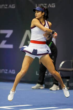 Emma Raducanu Tennis - Ladies Linz 2021 - WTA, Tennis Damen - TipsArena - Linz - Oberoesterreich - Oesterreich - 9 November 2021. Copyright: xJuergenxHasenkopfx