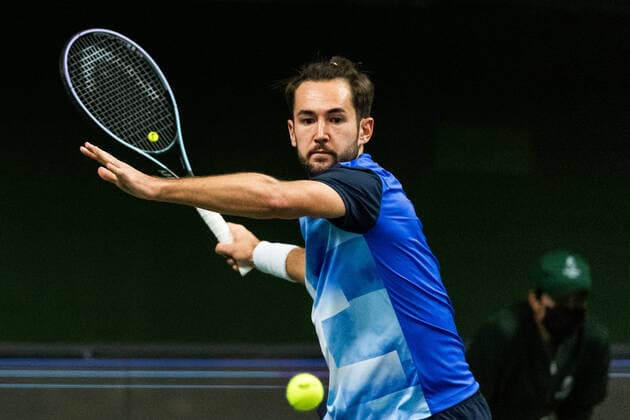 211109 Viktor Durasovic of Norway competes in men s first round Singles match during Stockholm Open on November 9, 2021 in Stockholm. Photo: Emma Wallskog BILDBYRAN COP 320 EW0029 tennis stockholm open day 3 bbeng norge norway Copyright: EMMAxWALLSKOG BB211109BB401