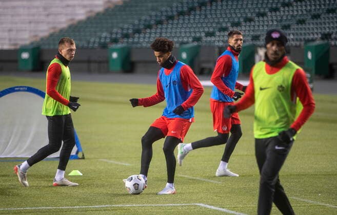 November 9, 2021, EDMONTON, AB, CANADA: Team Canada practices in Edmonton on Tuesday November 9, 2021. Canada takes on Costa Rica in their World Cup qualifying match on Friday. Canada News - November 9, 2021  - ZUMAc35_ 20211109_zaf_c35_058 Copyright: xJasonxFransonx