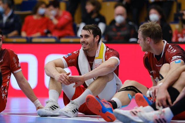 Hendrik Wagner (Eulen Ludwigshafen, 28) beim Spiel TSG Ludwigshafen Friesenheim vs. HSC 2000 Coburg in der 2. Handball Bundesliga am 10.11.2021, TSG Ludwigshafen Friesenheim - HSC 200 Coburg, Handball, 2. Bundesliga, 10.11.2021 Ludwigshafen Copyright: xEibner-Pressefotox xMichaelxBermelx