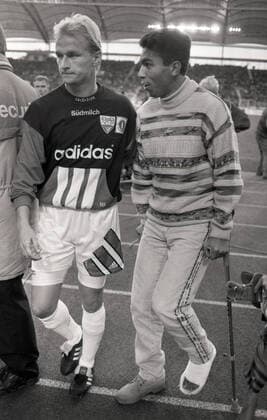 18.09.94 VfB Stuttgart - Eintracht Frankfurt Deutschland, Stuttgart, 18.09.1994, Fussball, Bundesliga, VfB Stuttgart - Eintracht Frankfurt (4:1): v.l. Axel Kruse, Giovane Elber (beide VfB Stuttgart). *** 18 09 94 VfB Stuttgart Eintracht Frankfurt Germany, Stuttgart, 18 09 1994, Football, Bundesliga, VfB Stuttgart Eintracht Frankfurt 4 1 v l Axel Kruse, Giovane Elber both VfB Stuttgart