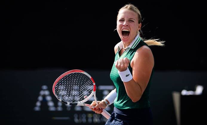 Bilder des Jahres 2021, Sport 11 November Sport Themen der Woche KW45 Mandatory Credit: Photo by Rob Prange Shutterstock (12596802m) Anett Kontaveit of Estonia in action during the first round-robin match at the 2021 Akron WTA, Tennis Damen Finals Guadalajara WTA tennis tournament Akron WTA Finals, Day 1, Tennis, Panamerican Tennis Center Guadalajara, Mexico - 10 Nov 2021 Akron WTA Finals, Day 1, Tennis, Panamerican Tennis Center Guadalajara, Mexico - 10 Nov 2021  Copyright: xRobxPrange Shutterstockx 12596802m