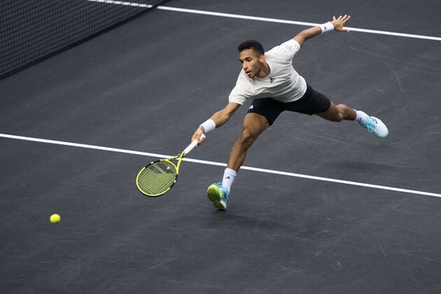211110 Felix Auger-Aliassime of Canada compete in men s second round Singles match during Stockholm Open on November 10, 2021 in Stockholm. Photo: Emma Wallskog BILDBYRAN COP 320 EW0031 tennis stockholm open day 4 bbeng Copyright: EMMAxWALLSKOG BB211110BB553