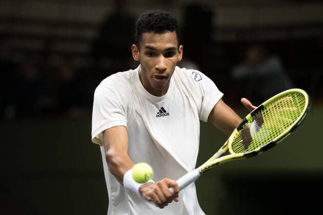 211110 Felix Auger-Aliassime of Canada compete in men s second round Singles match during Stockholm Open on November 10, 2021 in Stockholm. Photo: Emma Wallskog BILDBYRAN COP 320 EW0031 tennis stockholm open day 4 bbeng Copyright: EMMAxWALLSKOG BB211110BB555