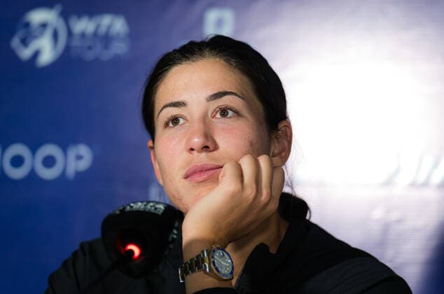 November 10, 2021, GUADALAJARA, MEXICO: Garbine Muguruza of Spain talks to the media after the first round-robin match at the 2021 Akron WTA, Tennis Damen Finals Guadalajara WTA tennis tournament GUADALAJARA MEXICO - ZUMAa181 20211110_zaa_a181_176 Copyright: xRobxPrangex