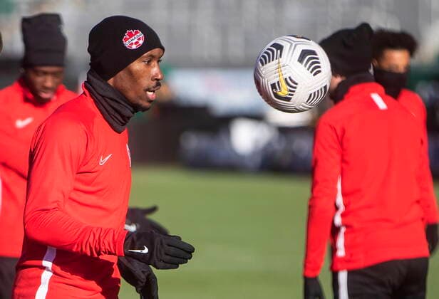 November 10, 2021, EDMONTON, AB, CANADA: Team Canada s Atiba Hutchinson takes part in a practice session in Edmonton, Alta., on Wednesday November 10, 2021. Canada takes on Costa Rica in their World Cup match on Friday November 12, 2021. Atiba Hutchinson  - ZUMAc35_ 20211110_zaf_c35_085 Copyright: xJasonxFransonx