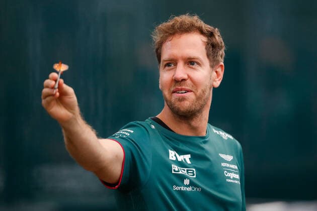 VETTEL Sebastian (ger), Aston Martin F1 AMR21, portrait during the Formula 1 Heineken Grande Premio De Sao Paulo 2021, Sao Paulo Grand Prix, 19th round of the 2021 FIA Formula One World Championship, WM, Weltmeisterschaft from November 12 to 14, 2021 on the Interlagos Circuit, in Sao Paulo, Brazil - F1 - SAO PAULO GRAND PRIX 2021 DPPI Panoramic  00121039__V2_6025
