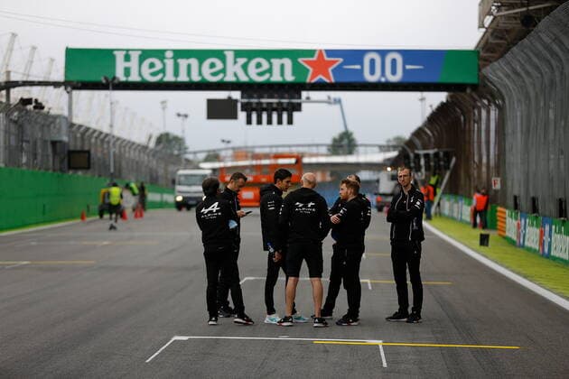FORMULA 1 HEINEKEN GRANDE PREMIO DO BRASIL 2021 11.11.2021, Autodromo Jose Carlos Pace, Interlagos, FORMULA 1 HEINEKEN GRANDE PREMIO DO BRASIL 2021 , im Bild Esteban Ocon (FRA), Alpine F1 Team