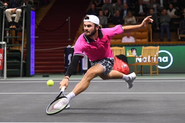 STOCKHOLM 20211111 Tommy Paul of Canada returns to Andy Murray GBR during singles quarter final Stockholm Open 2021 at the Royal Tennis Hall. STOCKHOLM SWEDEN x10080x