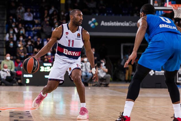 November 11, 2021, Barcelona, Barcelona, Spain: Jayson Grenger of Bitci Baskonia in action during the Turkish Airlines EuroLeague match between FC Barcelona, Barca and Bitci Baskonia at Palau Blaugrana on November 11, 2021 in Barcelona, Spain. Barcelona Spain - ZUMAa181 20211111_zaa_a181_056 Copyright: xJavierxBorregox