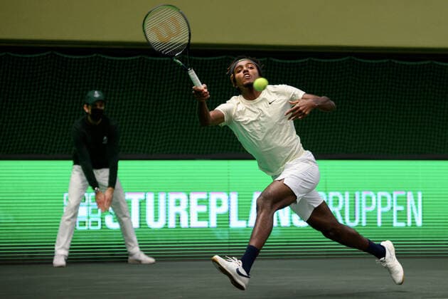 211112 Elias Ymer of Sweden competes in men s semi final s Doubles match during Stockholm Open of the Stockholm Open on November 12, 2021 in Stockholm. Photo: Simon Hastegard BILDBYRAN kod SH SH0191 tennis stockholm open 6 bbeng dubbel Copyright: SIMONxHASTEGARD BB211112SH036