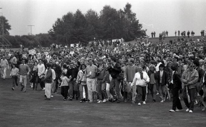 11.10.87 Golf Mönsheim Langer Deutschland, Mönsheim, 11.10.1987, Golf, German Masters: Fans Zuschauer. *** 11 10 87 Golf Mönsheim Langer Germany, Mönsheim, 11 10 1987, Golf, German Masters Fans Spectators