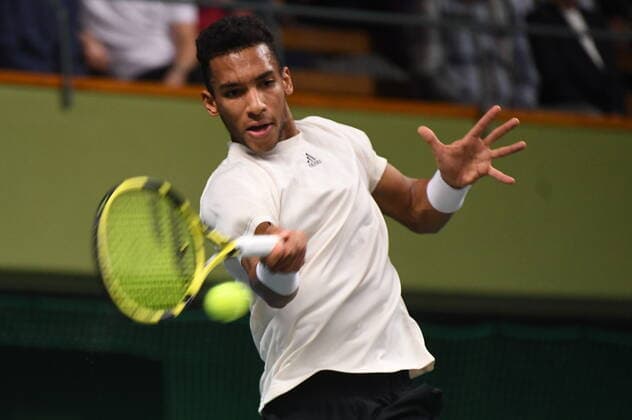 STOCKHOLM 20211112 Canada s Felix Auger-Aliassime of Canada in his semi final against Denis Shapovalov of Canada during ATP, Tennis Herren Stockholm Open 2021 in at the Royal Tennis Hall Friday Nov. 12, 2021. STOCKHOLM SWEDEN TENNIS x10080x