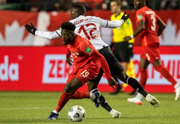 November 12, 2021, EDMONTON, AB, CANADA: Team Canada s Alphonso Davies (19) makes a move on Costa Rica s Joel Nathaniel Campbell Samuels (12) during first half World Cup qualifier soccer action in Edmonton on Friday, November 12, 2021. Alphonso Davies Joel Nathaniel Campbell Samuels  - ZUMAc35_ 20211112_zaf_c35_063 Copyright: xJasonxFransonx