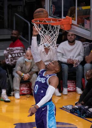 November 12, 2021, Los Angeles, California, USA: Russell Westbrook 0 of the Los Angeles Lakers goes for a layup during their regular season NBA, Basketball Herren, USA game with the Minnesota Timberwolves on Friday November 12, 2021 at the Staples Center in Los Angeles, California. Lakers lose to Timberwolves, 83-107. PI Los Angeles USA - ZUMAp124 20211112_zaa_p124_023 Copyright: xJAVIERxROJASx