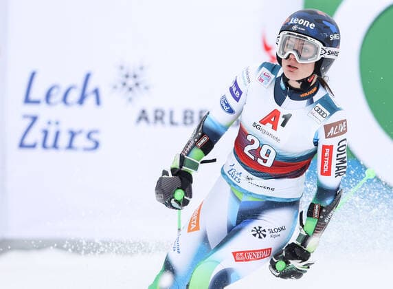 ALPINE SKIING - FIS WC Lech Zuers LECH,AUSTRIA,13.NOV.21 - ALPINE SKIING - FIS World Cup Lech Zuers, parallel giant slalom, ladies. Image shows Andreja Slokar (SLO).  GEPAxpictures xHaraldxSteiner