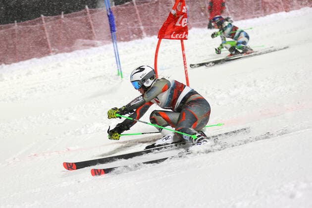 ALPINE SKIING - FIS WC Lech Zuers LECH,AUSTRIA,13.NOV.21 - ALPINE SKIING - FIS World Cup Lech Zuers, parallel giant slalom, ladies. Image shows Thea Louise Stjernesund (front NOR) and Andreja Slokar (SLO).  GEPAxpictures xThomasxBachun