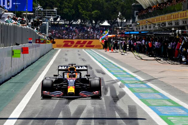 33 Max Verstappen (NED, Red Bull Racing), F1 Grand Prix of Brazil at Autodromo Jose Carlos Pace on November 13, 2021 in Sao Paulo, Brazil. (Photo by HOCH ZWEI) Sao Paulo Brazil