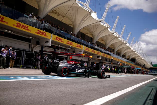 44 Lewis Hamilton (GBR, Mercedes-AMG Petronas F1 Team), F1 Grand Prix of Brazil at Autodromo Jose Carlos Pace on November 13, 2021 in Sao Paulo, Brazil. (Photo by HOCH ZWEI) Sao Paulo Brazil