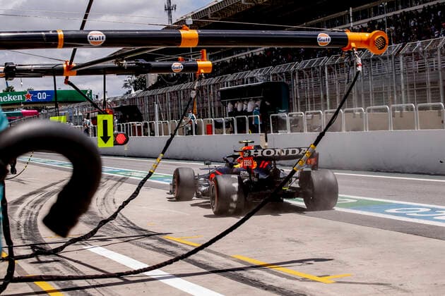 11 Sergio Perez (MEX, Red Bull Racing), F1 Grand Prix of Brazil at Autodromo Jose Carlos Pace on November 13, 2021 in Sao Paulo, Brazil. (Photo by HOCH ZWEI) Sao Paulo Brazil