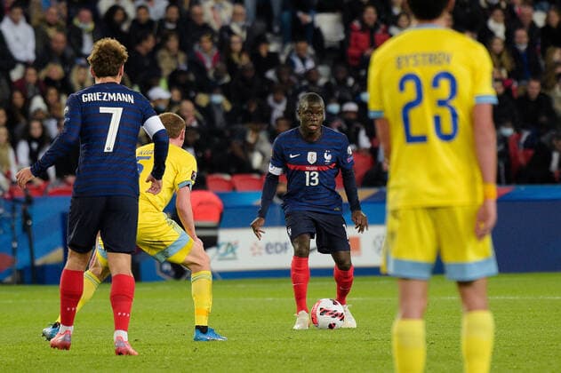 N golo Kante ( 13 - France ) - FOOTBALL : France vs Kazakhstan - Qualification coupe du monde - Paris - 13 11 2021 FedericoPestellini Panoramic 