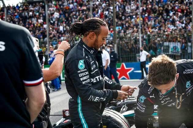 44 Lewis Hamilton (GBR, Mercedes-AMG Petronas F1 Team), F1 Grand Prix of Brazil at Autodromo Jose Carlos Pace on November 13, 2021 in Sao Paulo, Brazil. (Photo by HOCH ZWEI) Sao Paulo Brazil