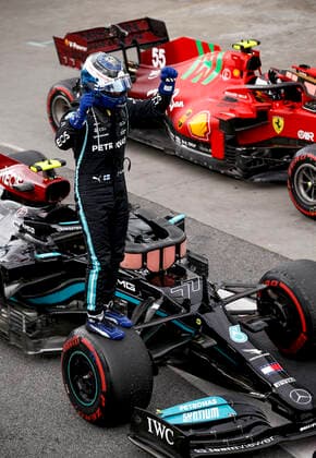 BOTTAS Valtteri (fin), Mercedes AMG F1 GP W12 E Performance, portrait during the Formula 1 Heineken Grande Premio De Sao Paulo 2021, Sao Paulo Grand Prix, 19th round of the 2021 FIA Formula One World Championship, WM, Weltmeisterschaft from November 12 to 14, 2021 on the Interlagos Circuit, in Sao Paulo, Brazil - F1 - SAO PAULO GRAND PRIX 2021 DPPI Panoramic  00121039_F12021GP19BRA_JK222948