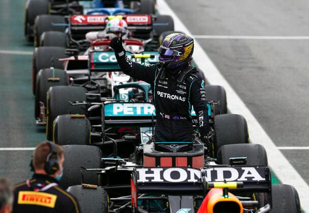 44 Lewis Hamilton (GBR, Mercedes-AMG Petronas F1 Team), F1 Grand Prix of Brazil at Autodromo Jose Carlos Pace on November 13, 2021 in Sao Paulo, Brazil. (Photo by HOCH ZWEI) Sao Paulo Brazil