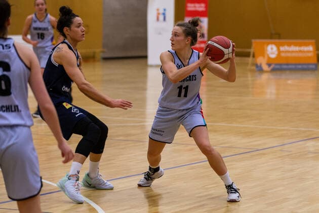 13.11.2021, 2. Toyota Damen Basketball Bundesliga Nord, DBBL, Saison 2021 2022, Damen, Chemcats Chemnitz - Eintracht Braunschweig Lucile Peroche, ChemCats Chemnitz