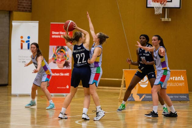 13.11.2021, 2. Toyota Damen Basketball Bundesliga Nord, DBBL, Saison 2021 2022, Damen, Chemcats Chemnitz - Eintracht Braunschweig Morgana Sohn, Eintracht Braunschweig