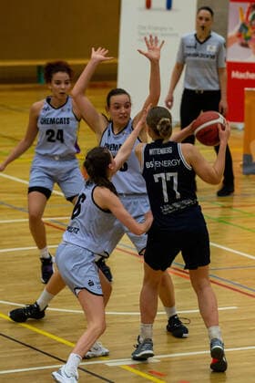 13.11.2021, 2. Toyota Damen Basketball Bundesliga Nord, DBBL, Saison 2021 2022, Damen, Chemcats Chemnitz - Eintracht Braunschweig Franka Wittenberg, Eintracht Braunschweig