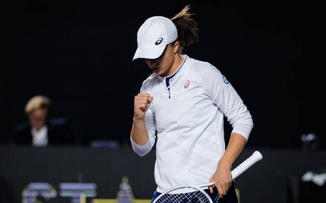 Mandatory Credit: Photo by Rob Prange Shutterstock (12596809cy) Iga Swiatek of Poland in action during the second round robin match at the 2021 Akron WTA, Tennis Damen Finals Guadalajara WTA tennis tournament Akron WTA Finals, Day 4, Tennis, Panamerican Tennis Center Guadalajara, Mexico - 13 Nov 2021 Akron WTA Finals, Day 4, Tennis, Panamerican Tennis Center Guadalajara, Mexico - 13 Nov 2021  Copyright: xRobxPrange Shutterstockx 12596809cy