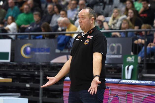 Velcic, Gladiators Trier vs. Wiha Panthers Schwenningen, Basketball, 2. Bundesliga, Pro-A, Spielzeit 2021 2022, 13.11.2021, Gladiators Trier vs. Wiha Panthers Schwenningen, Basketball, 2. Bundesliga, Pro-A, Spielzeit 2021 2022, 13.11.2021 Trier Copyright: xEibner-Pressefotox EP_WSR