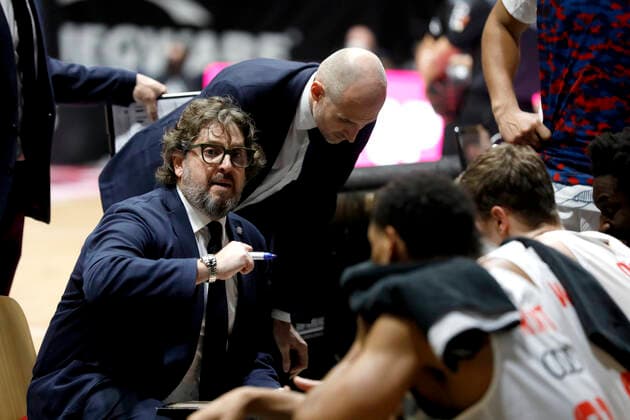 14.11.2021, easyCredit Basketball Bundesliga, Magentasport BBL Pokal, Saison 2020 2021, Herren, Chemnitz Niners - FC Bayern München Basketball Andrea Trinchieri (Head-Coach), FC Bayern München Basketball Chemnitz Messe Chemnitz Sachsen Germany