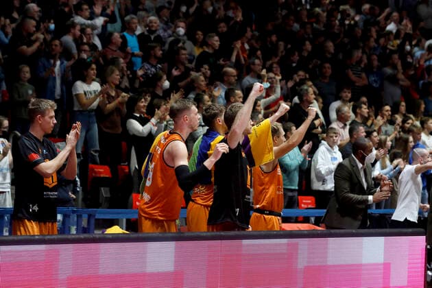 14.11.2021, easyCredit Basketball Bundesliga, Magentasport BBL Pokal, Saison 2020 2021, Herren, Chemnitz Niners - FC Bayern München Basketball Jubel bei der Chemnitzer Bank Chemnitz Messe Chemnitz Sachsen Germany