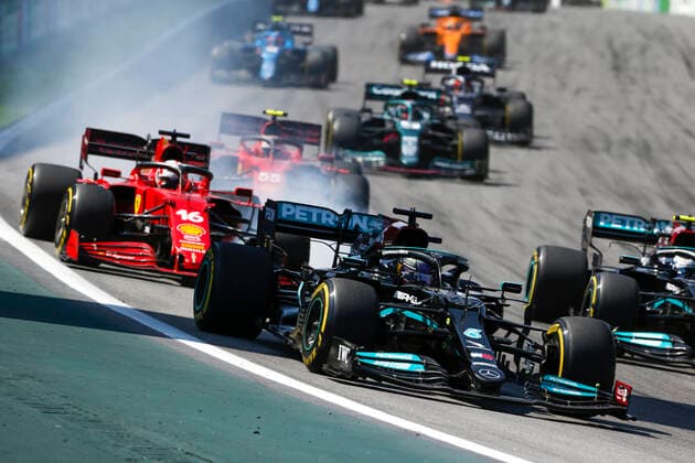 44 Lewis Hamilton (GBR, Mercedes-AMG Petronas F1 Team), F1 Grand Prix of Brazil at Autodromo Jose Carlos Pace on November 14, 2021 in Sao Paulo, Brazil. (Photo by HOCH ZWEI) Sao Paulo Brazil