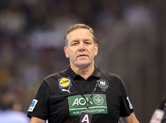 Trainer Bundestrainer Alfred GISLASON (GER) Tag des Handballs, Laenderspiel der Maenner, Freundschaftsspiel, Deutschland (GER) - Portugal (POR) 30:32, am 07.11.2021 in Duesseldorf Deutschland. Â